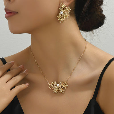 Sunflower Necklace Set for Women – Fashion Jewelry Suit with Sunflower Pendant & Matching Accessories