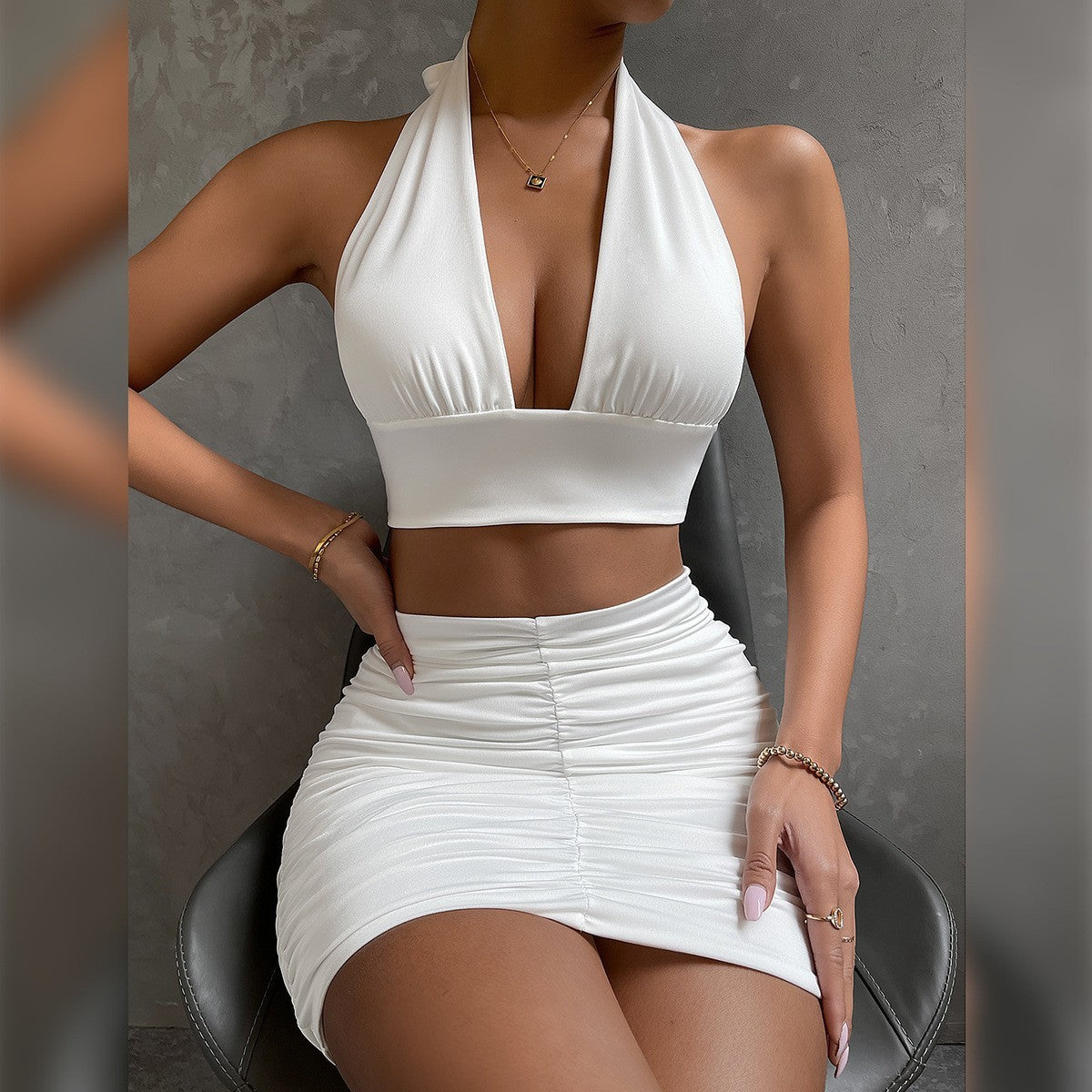2-Piece Halter Lace-Up Top and Pleated Skirt Set – Women’s Fashion Dress Suit for Chic Streetwear & Night Out