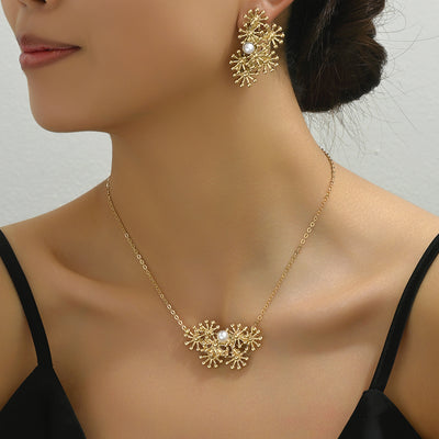 Sunflower Necklace Set for Women – Fashion Jewelry Suit with Sunflower Pendant & Matching Accessories