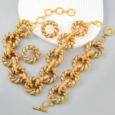 Vintage-Inspired Statement Necklace for Women – Elegant Retro Fashion Jewelry