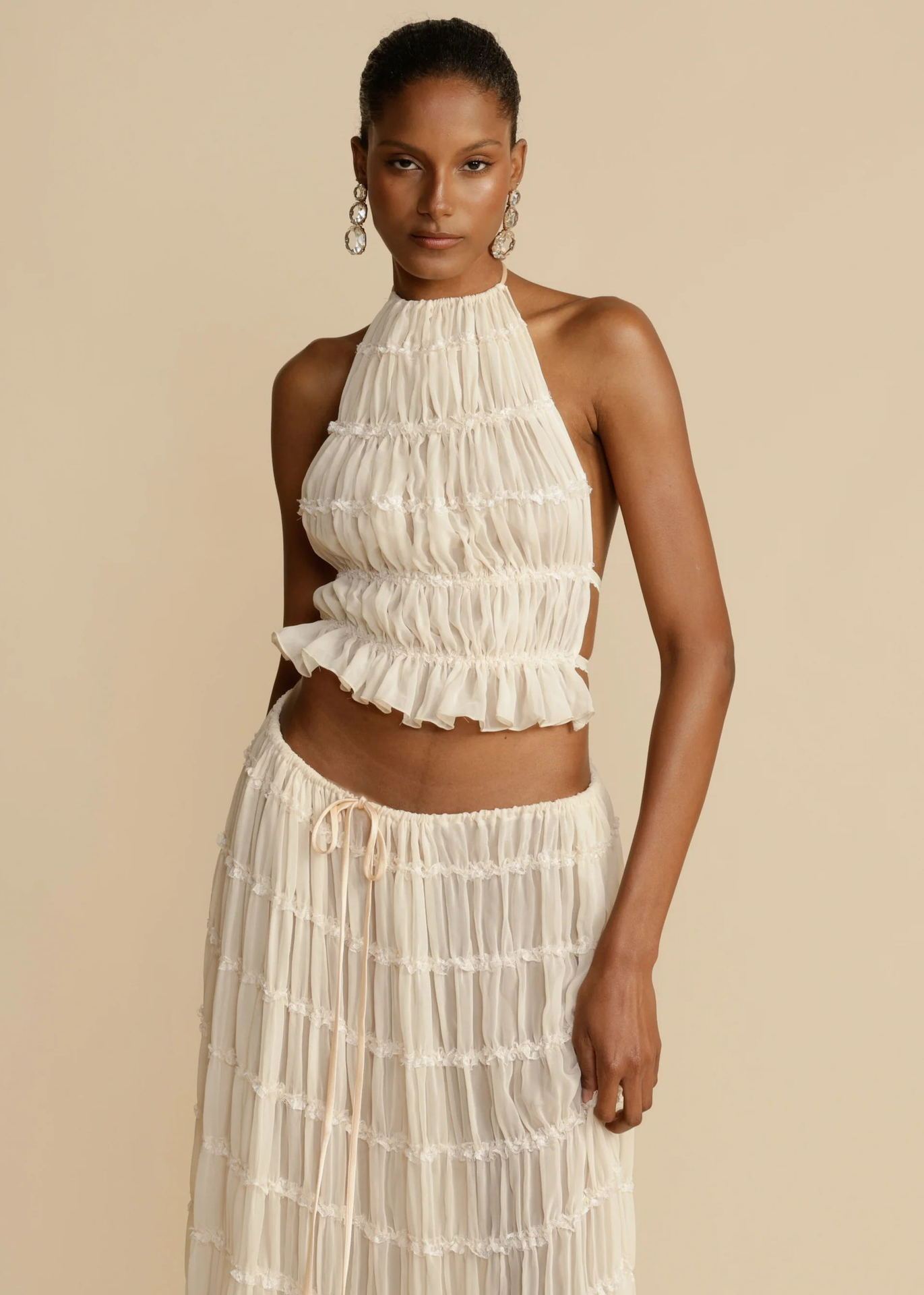 2-Piece Women’s Halter Top & Pleated Skirt Set – Sexy Sleeveless Backless Crop Top Beach Outfit