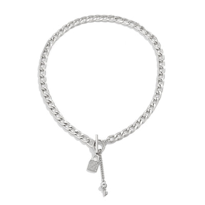 Women’s Chunky Chain Necklace with Shiny Lock & Key Pendant – Trendy Statement Jewelry for Fashion-Forward Looks